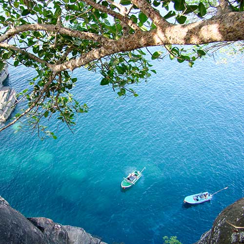 Sri Lanka, Holiday Packages, Travel Ideas, Things to do, Places to see, Safaris, Hotels, Visit Sri Lanka, Culture Trip, Religious Tour, Architecture Tour, Tour Package